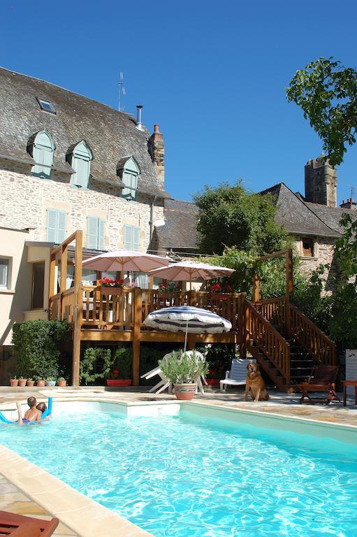 Auberge Saint Fleuret Estaing  Exterior foto