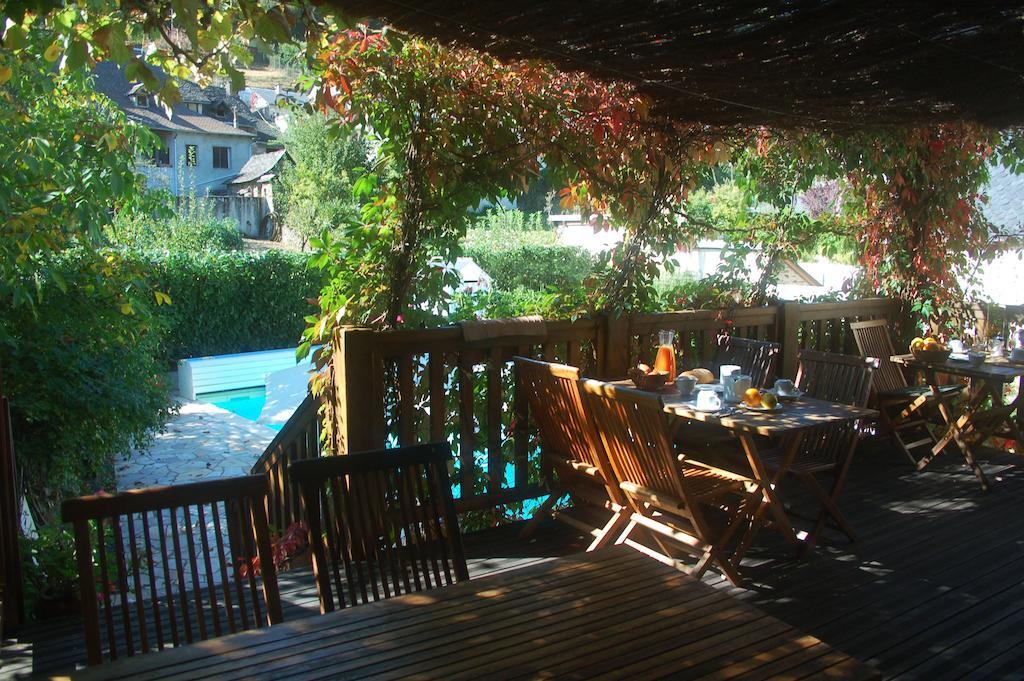 Auberge Saint Fleuret Estaing  Exterior foto